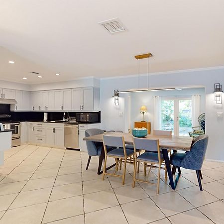 Breezy Ocean Escape Villa Lake Worth Beach Buitenkant foto